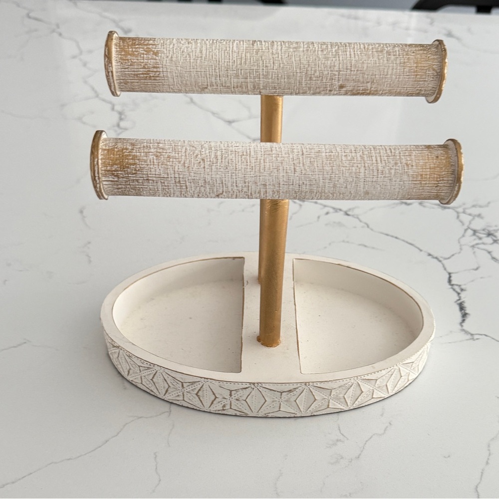 Elegant Cream and Gold Jewelry Stand